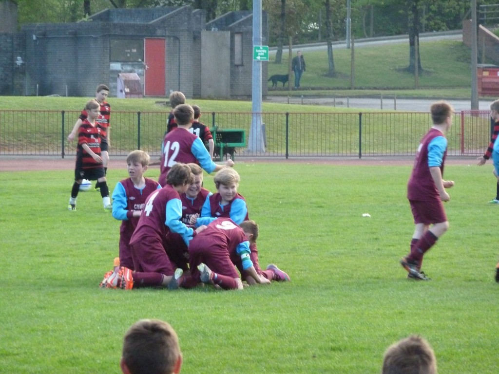 Llanyrafon under 12s celebrate