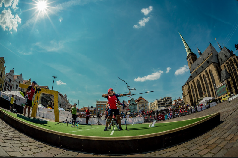 Dave Phillips competing at the European Para-Archery Championships (pic credit:http://www.archeryeurope.org/)