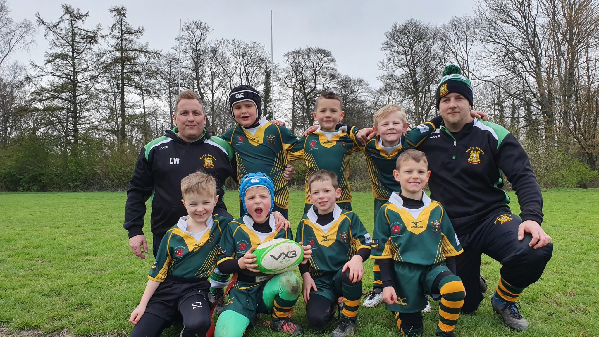 Girling rugby club's under 7s team