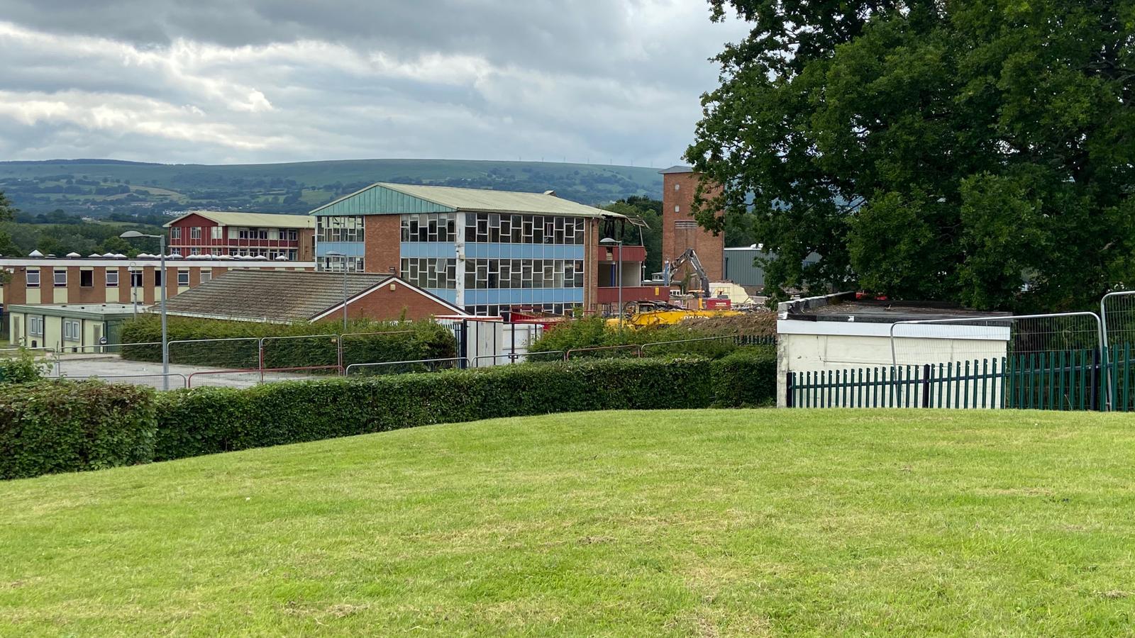 The old Croesyceiliog School being demolished