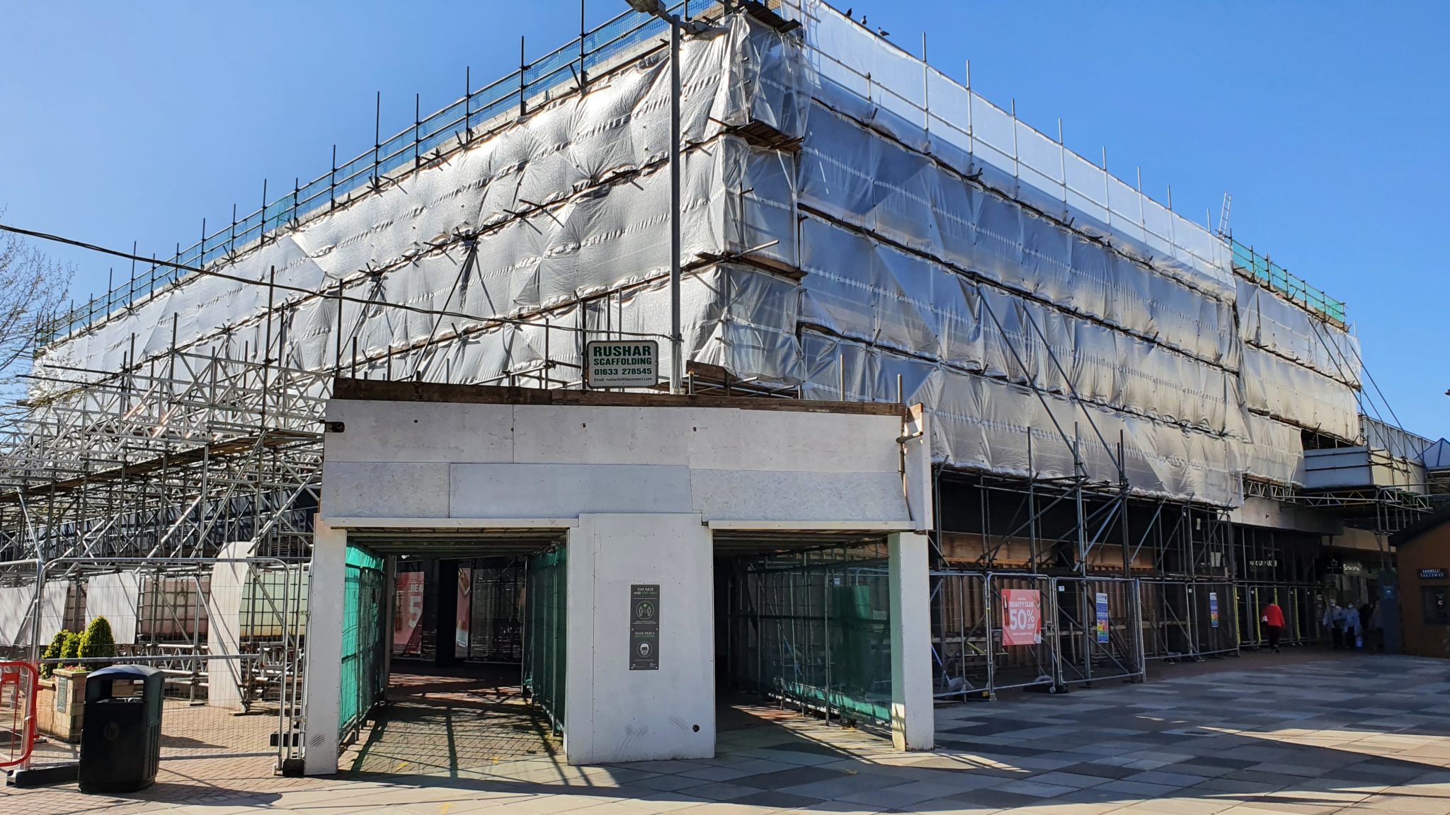 Scaffolding on House of Fraser in Cwmbran
