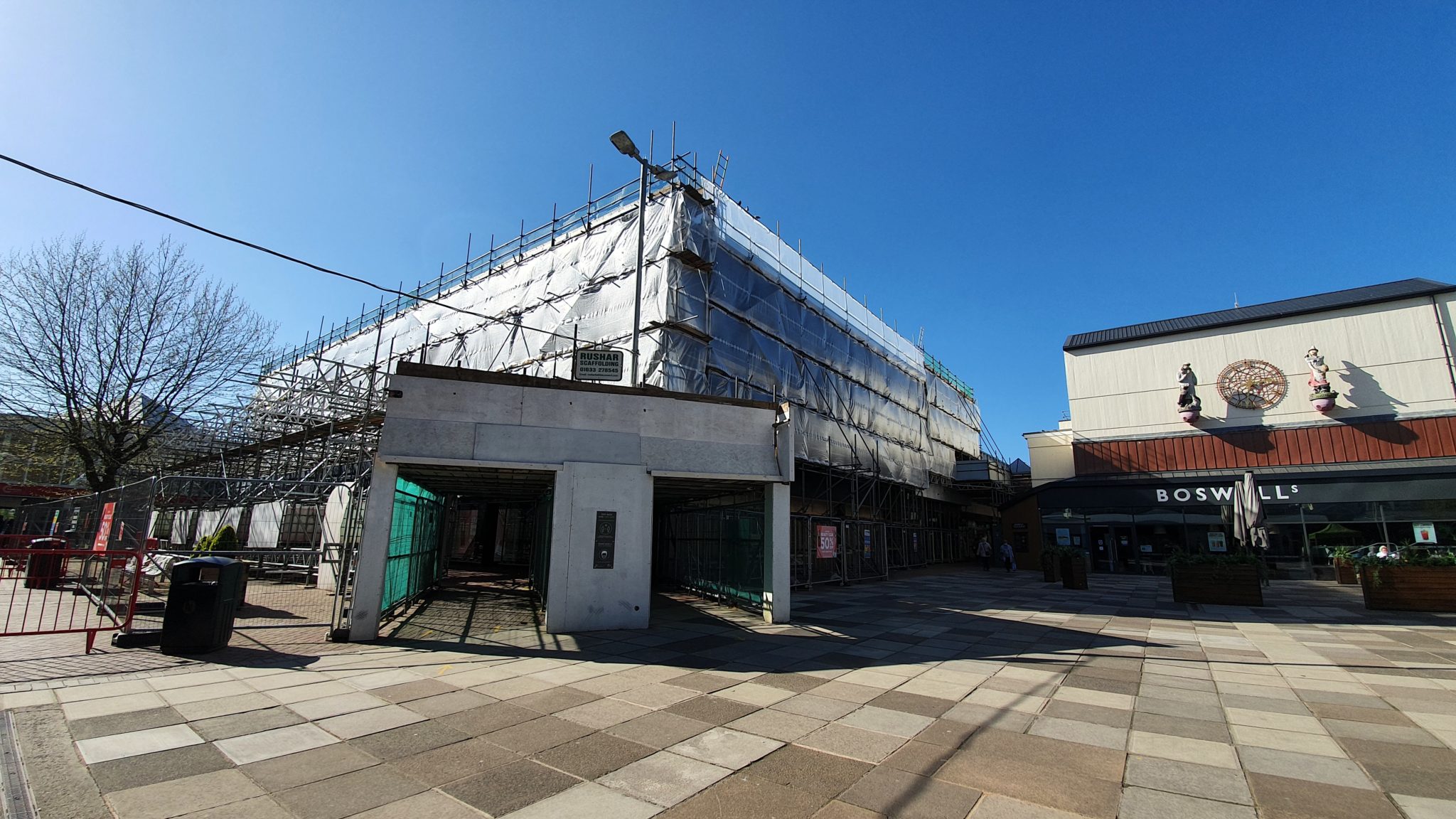 Scaffolding on House of Fraser in Cwmbran