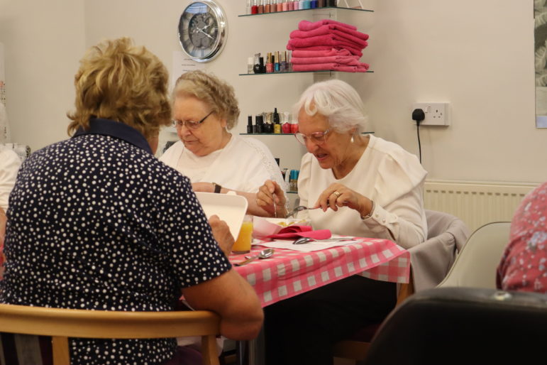 Women eating lunch