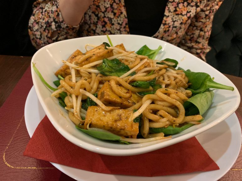 Teriyaki crispy tofu noodles with beansprouts and spinach