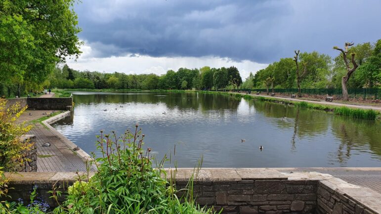 New fishing platforms given go-ahead at Cwmbran Boating Lake