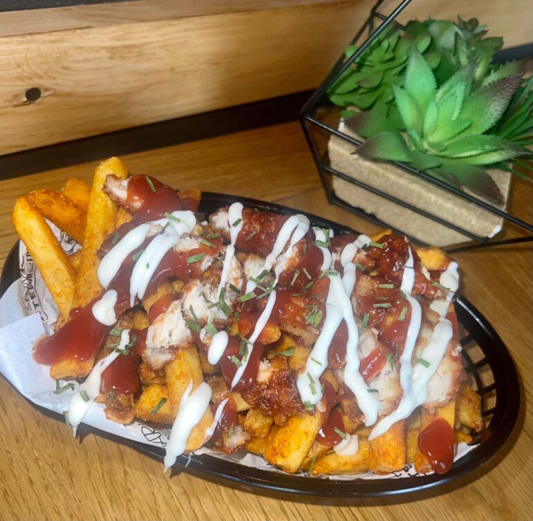 plate of chips and meat
