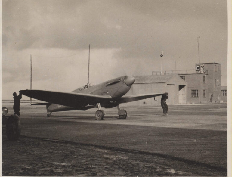 A Spitfire AA810