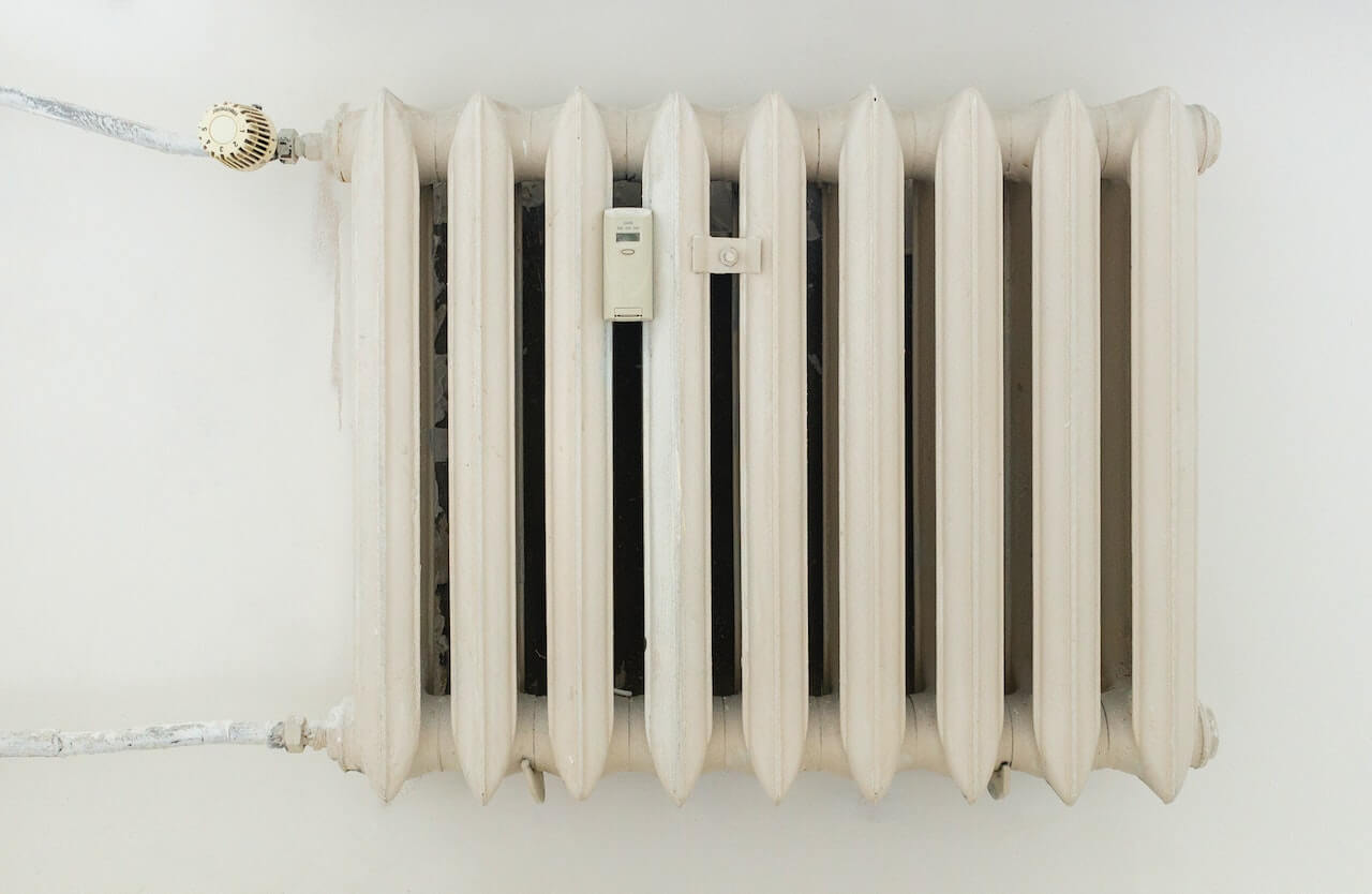 a white radiator