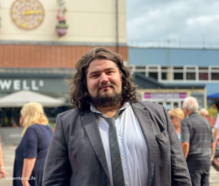 Travis George to headline debut concert in Newport