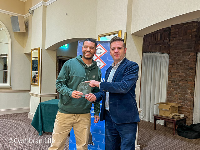 Kristian Wharton, deputy headteacher of Cwmffrwdoer Primary School with Cllr Anthony Hunt (Photo: Cwmbran Life)