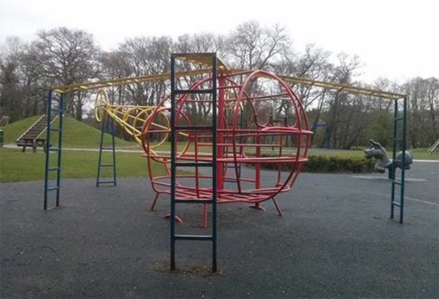 a helicopter climbing frame