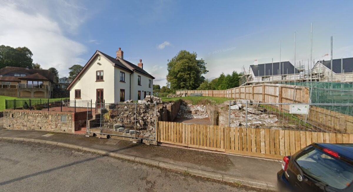 The garden area next to Lock Keepers Cottage in Greenhill Road, Cwmbran.