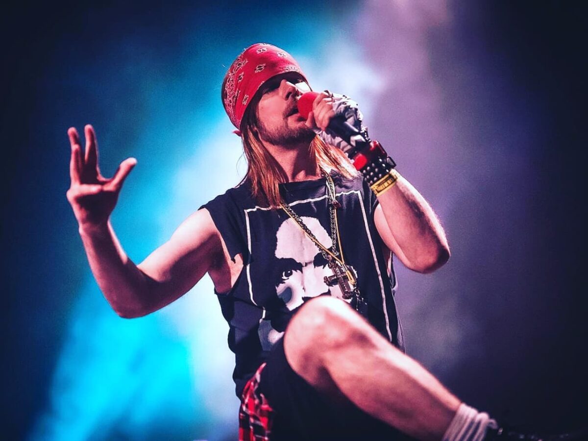 gavin felvus as axl rose