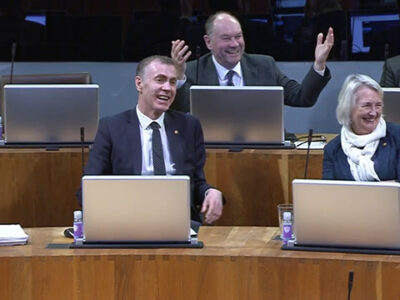 How Hefin David brought humour to the Senedd
