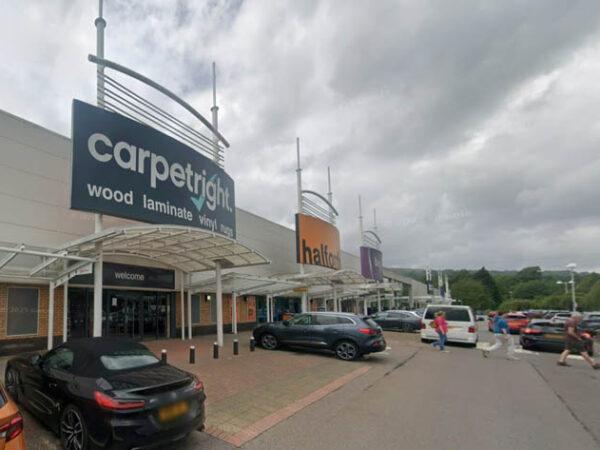 Health and beauty shop plan for former Cwmbran Carpetright store