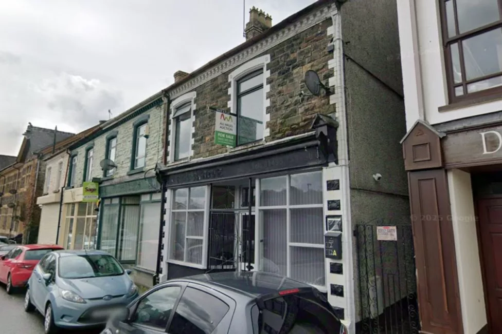 a row of houses