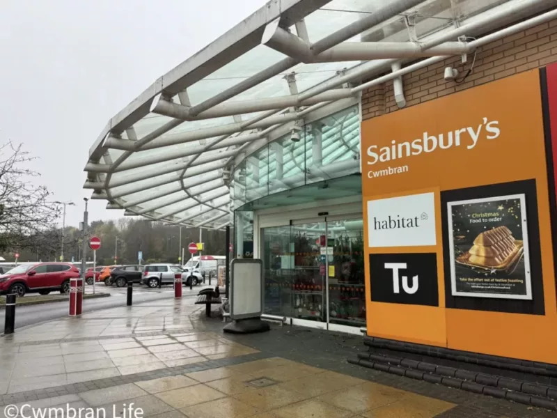 the outside of a sainsbury's supermarket by the car park